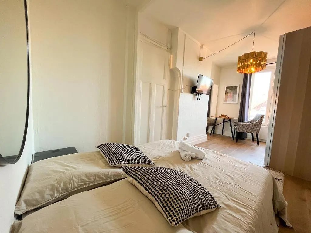 Suite Nerobi Villeurbanne Francia